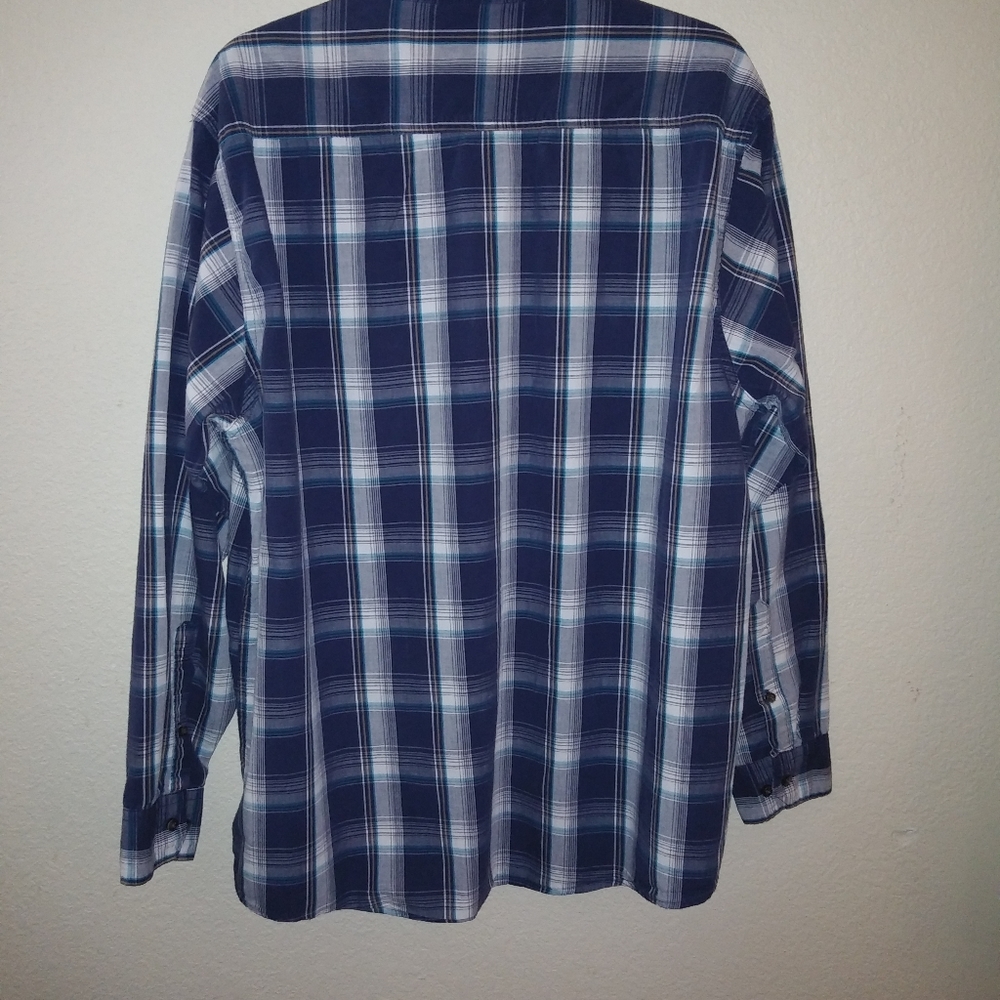 Wrangler - XL Men's Dress Shirt. - Picture 8 of 10